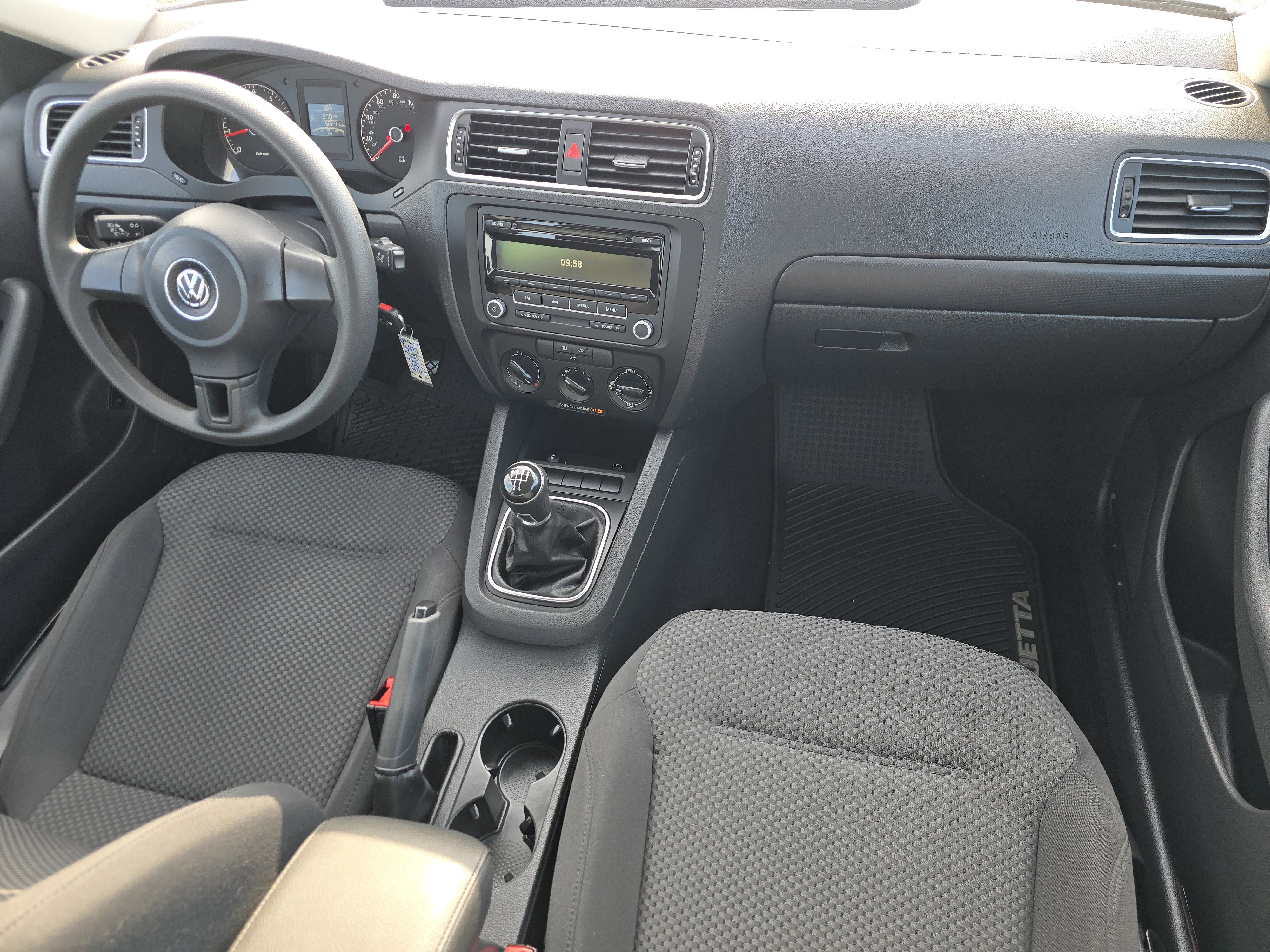 Used 2013 Volkswagen Jetta S image 13