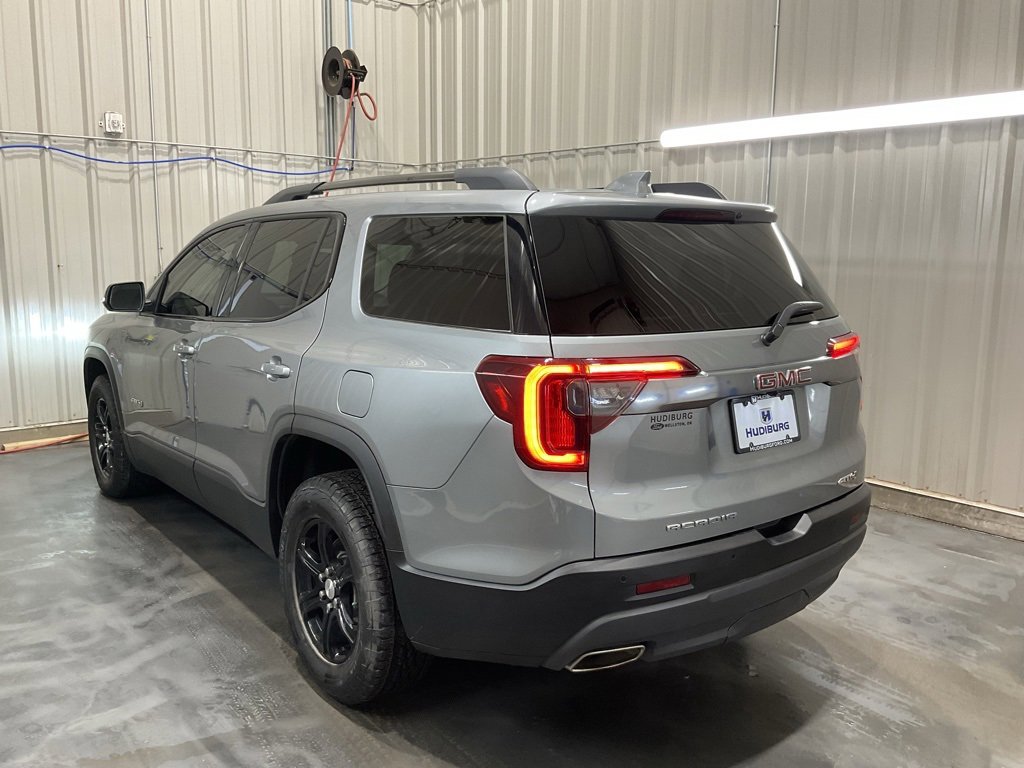 Used 2023 GMC Acadia AT4 w/ Technology Package image 23