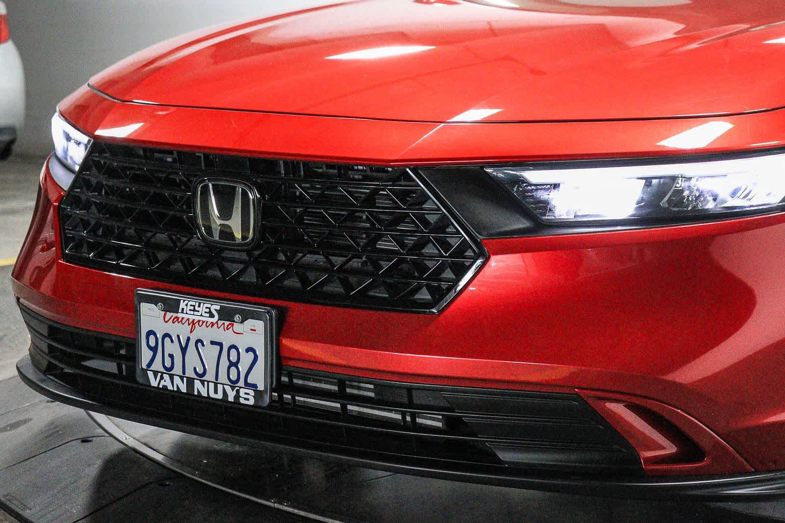Used 2023 Honda Accord EX image 8
