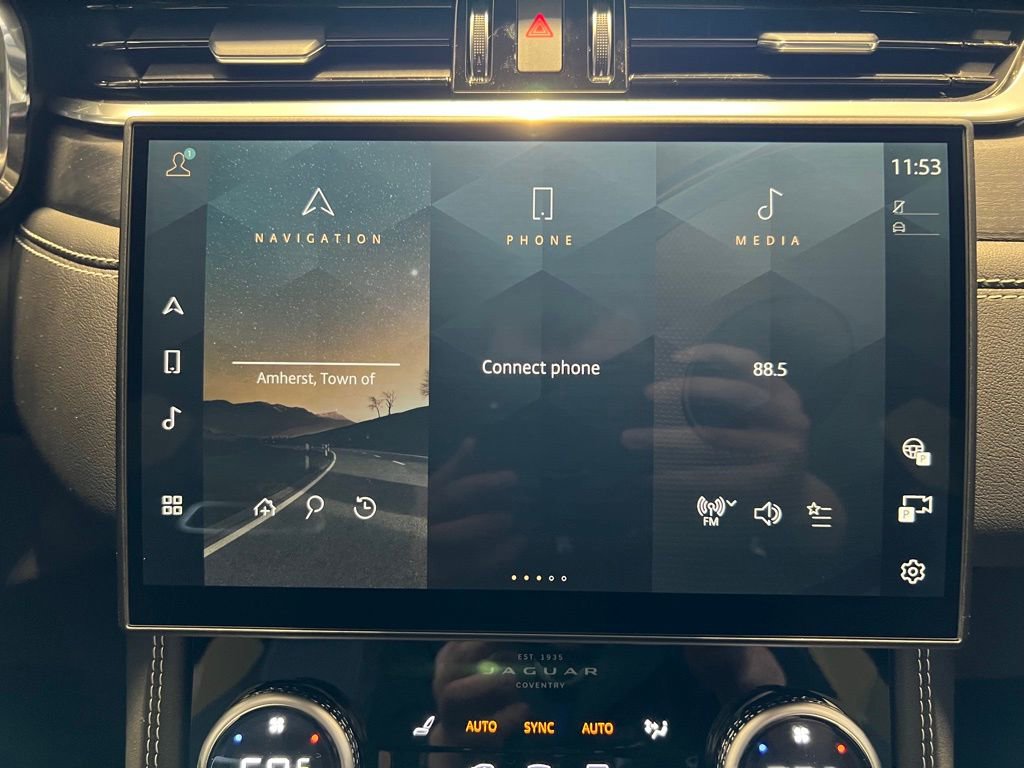 New 2026 Jaguar F-PACE R-Dynamic S image 21