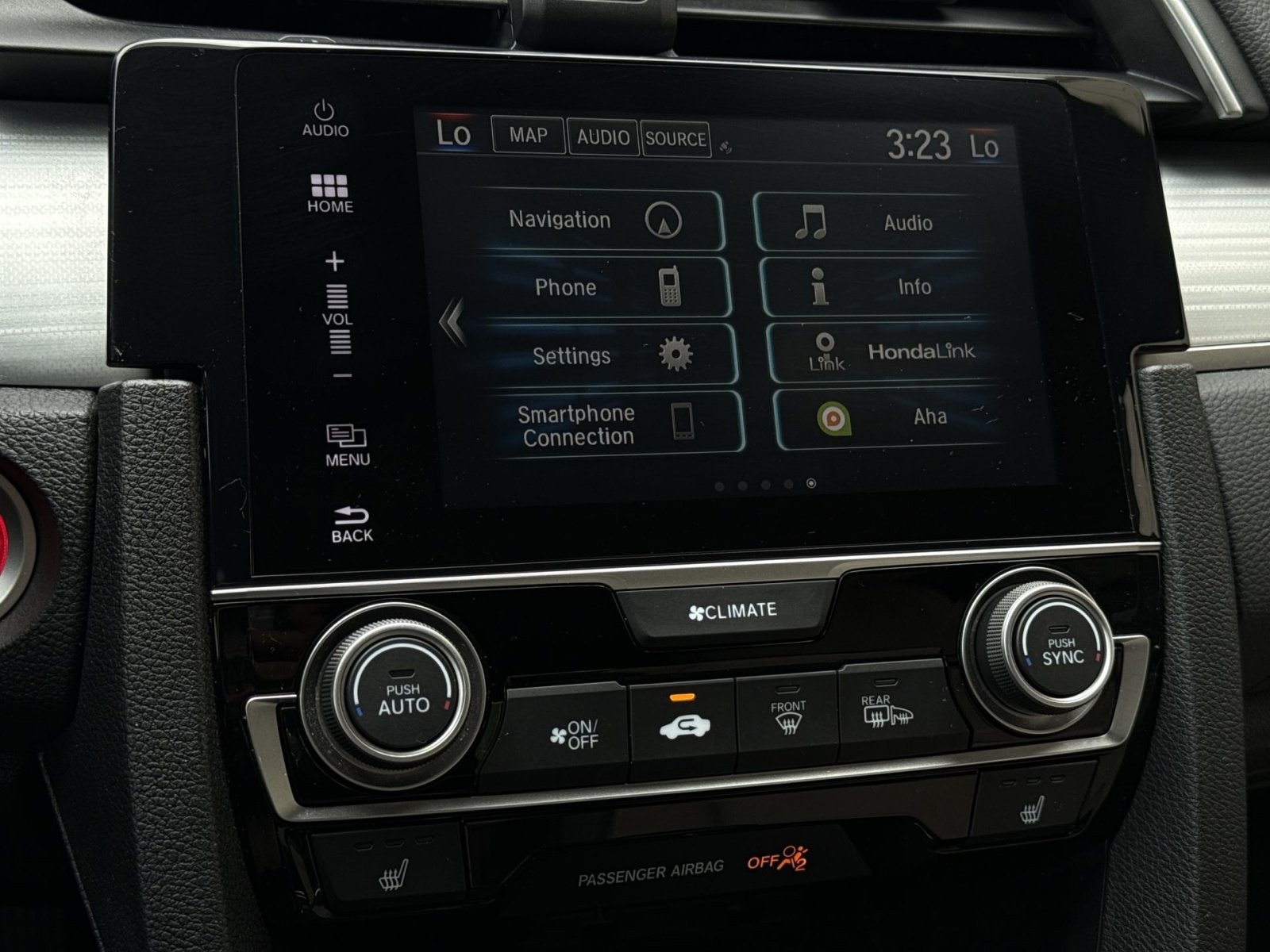 Used 2016 Honda Civic Touring image 21