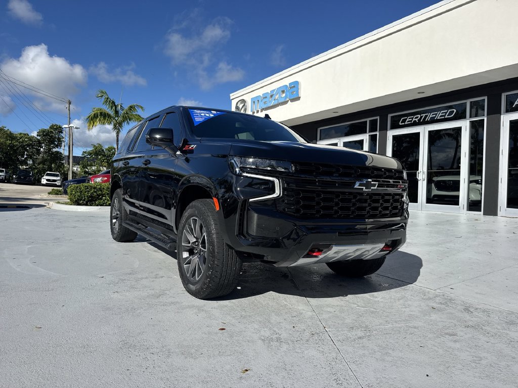 Used 2023 Chevrolet Tahoe Z71 w/ Luxury Package AWD/4WD image 30