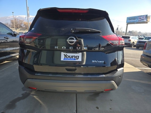 Used 2022 Nissan Rogue SV image 6