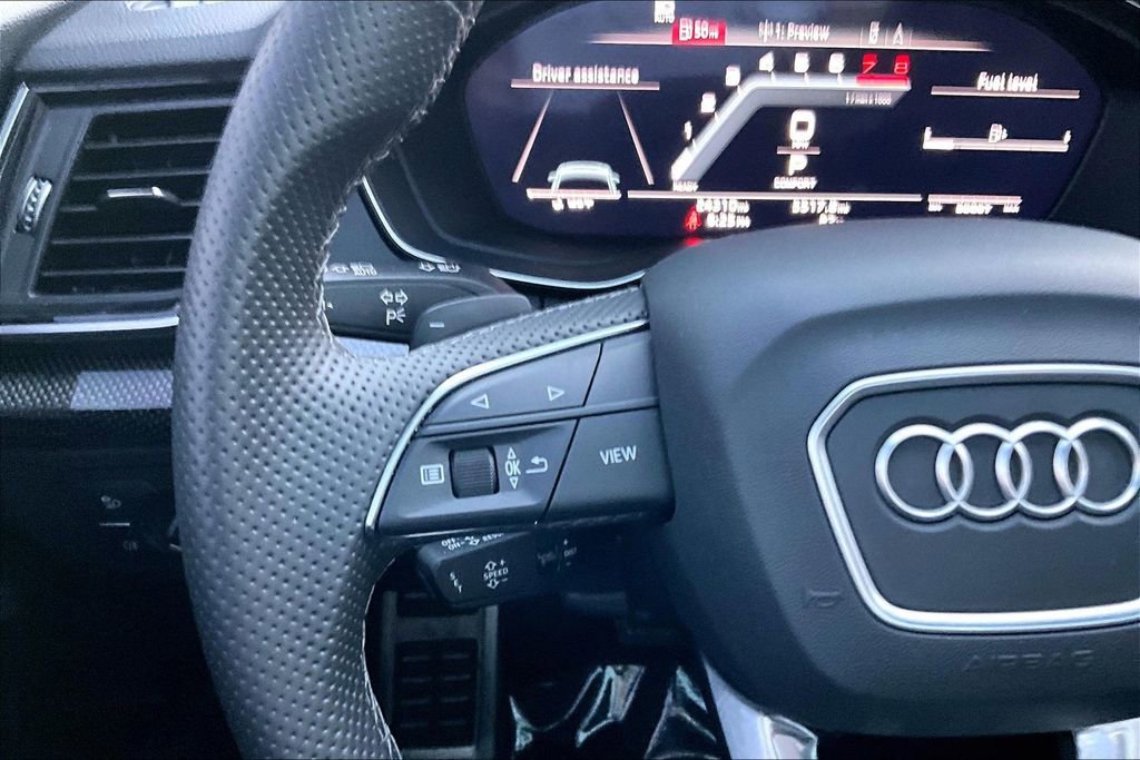 Used 2023 Audi SQ5 Premium Plus w/ Premium Plus Package image 11