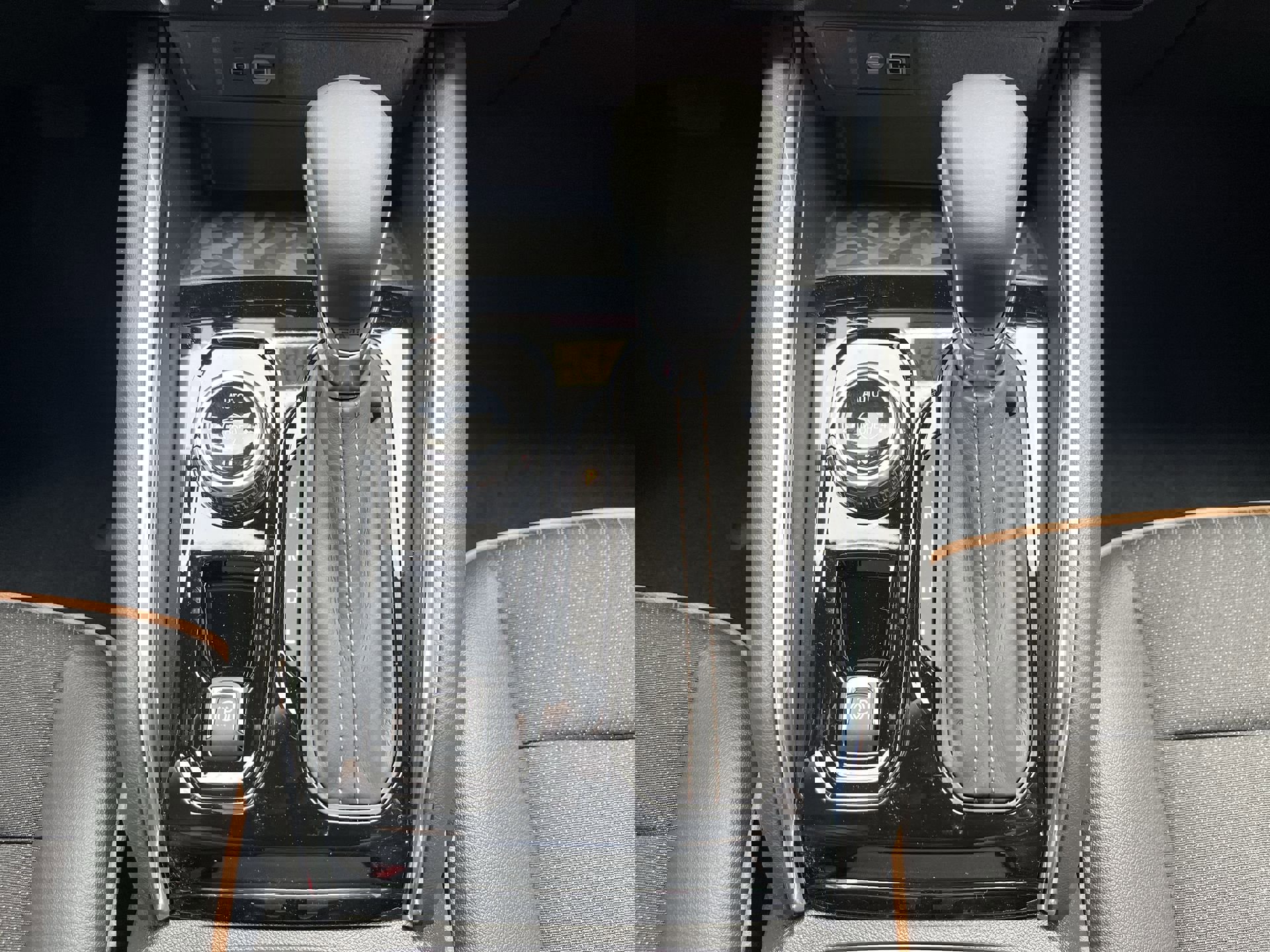 New 2025 GMC Canyon AT4 w/ Nightfall Edition image 49