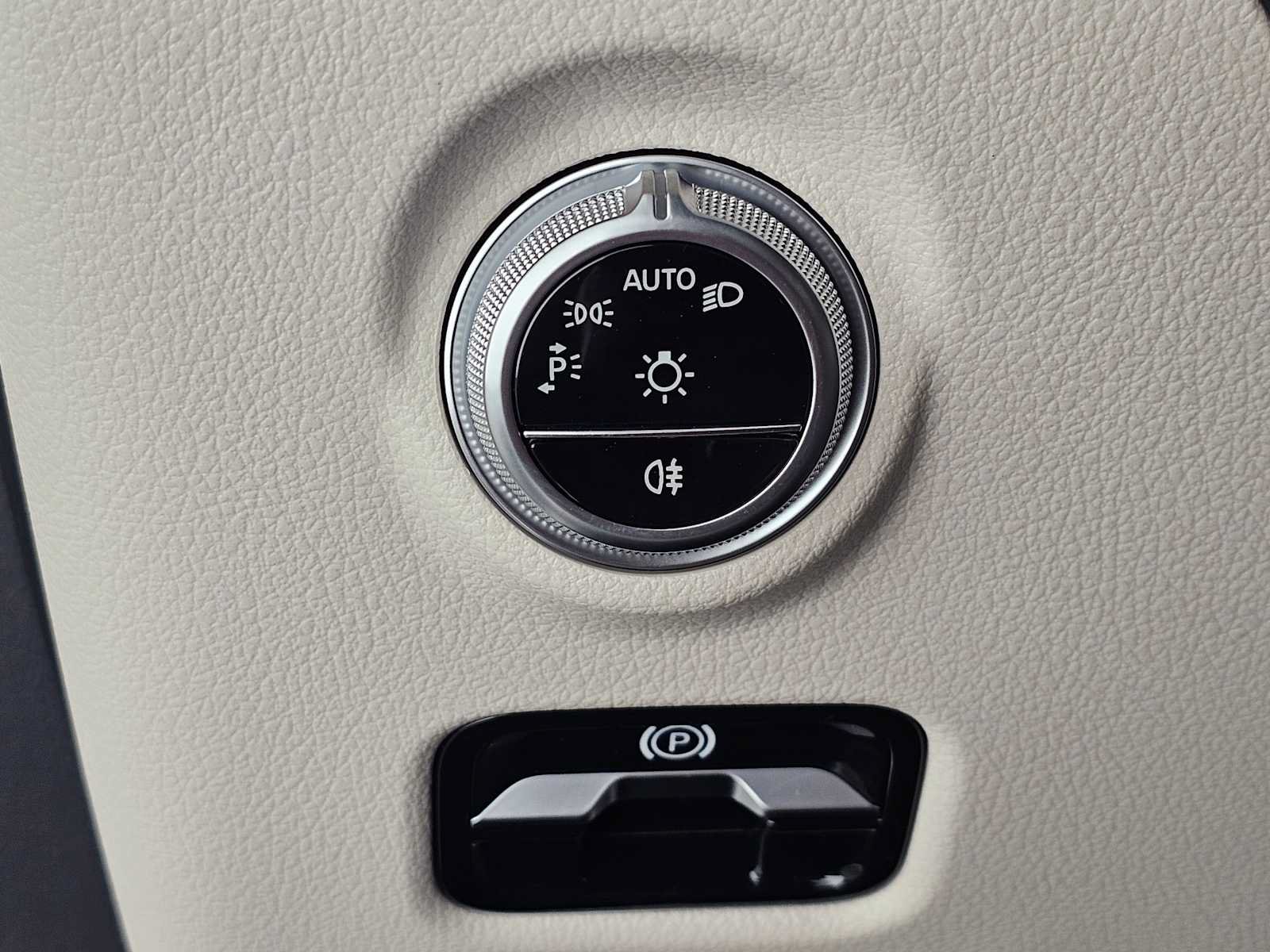 New 2026 Mercedes-Benz CLE 300 4MATIC Coupe image 27