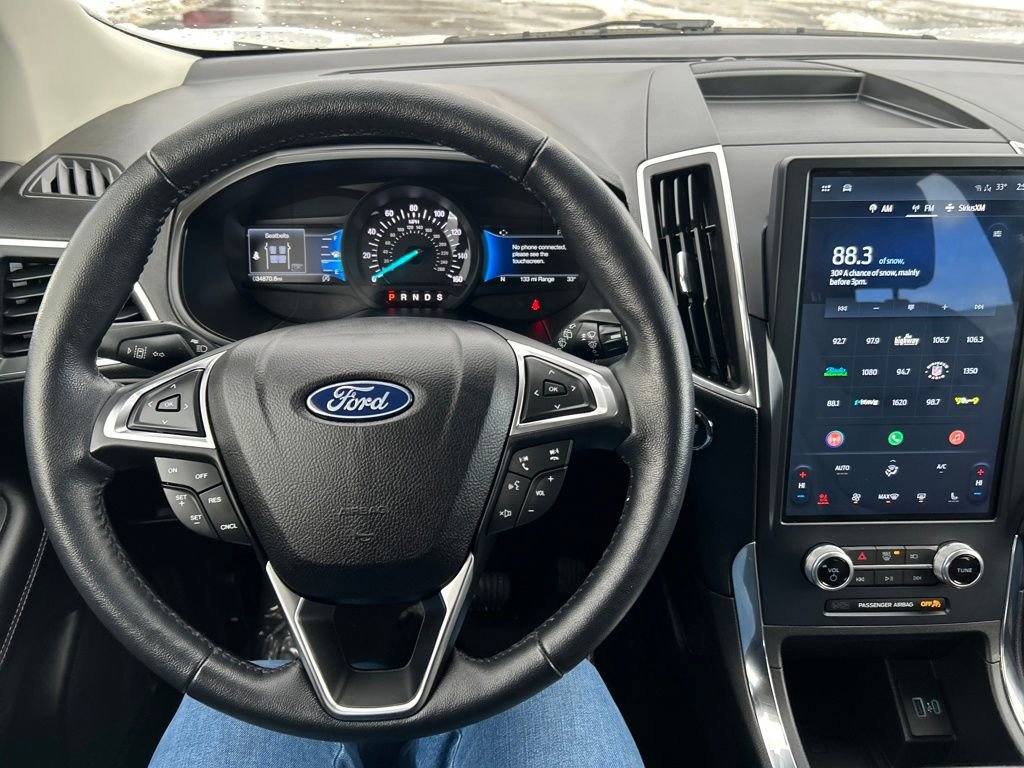 Used 2022 Ford Edge Titanium image 32