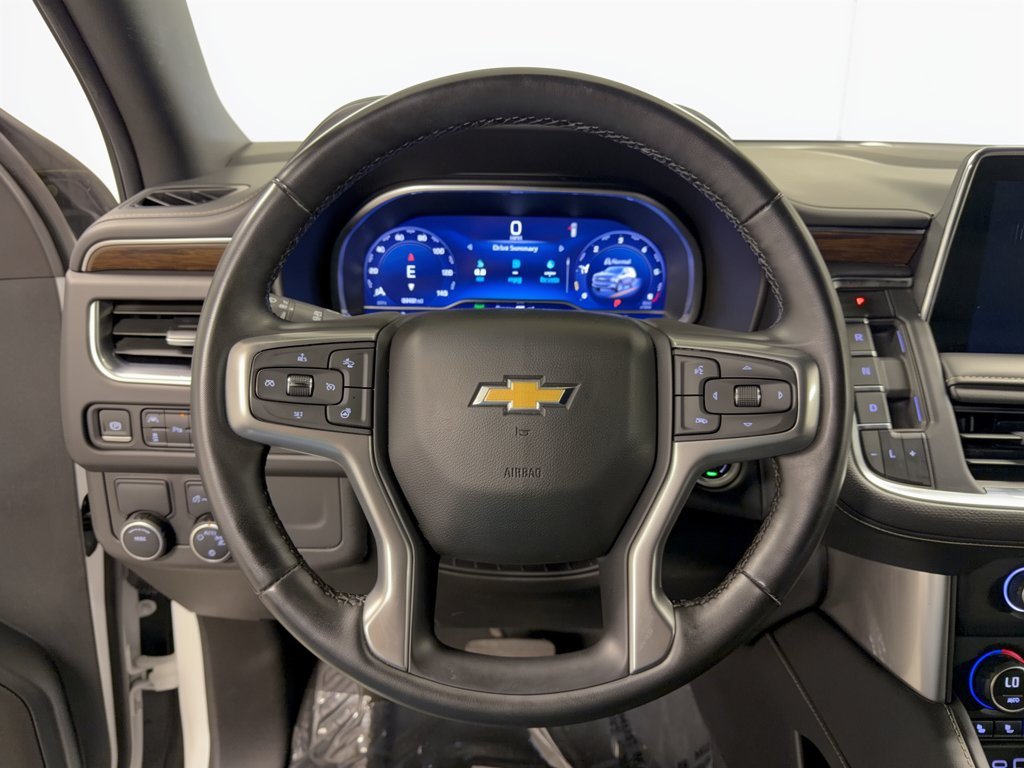 Used 2024 Chevrolet Suburban Premier RWD image 10