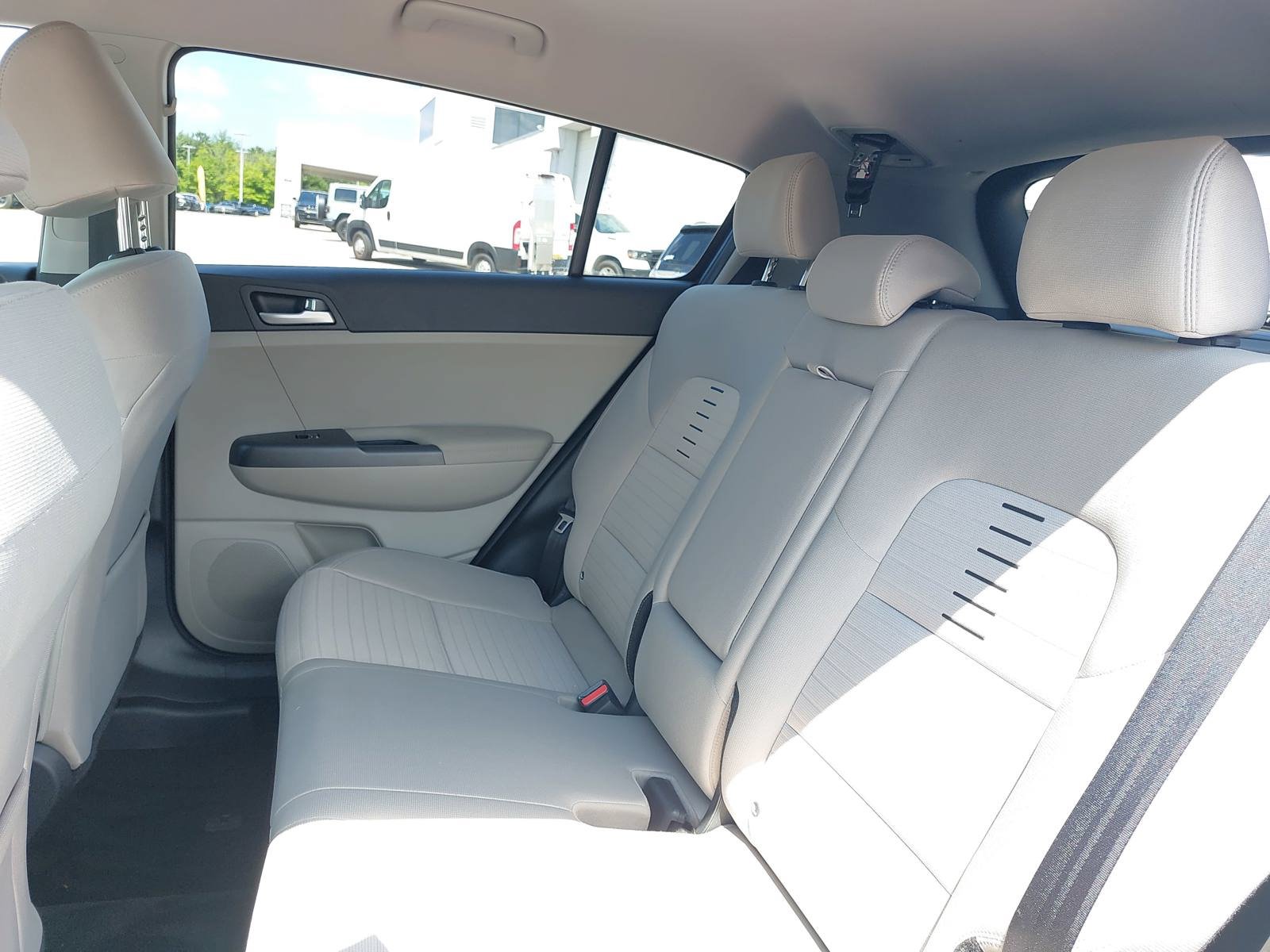 Used 2022 Kia Sportage LX w/ LX FWD Value Edition Package image 14