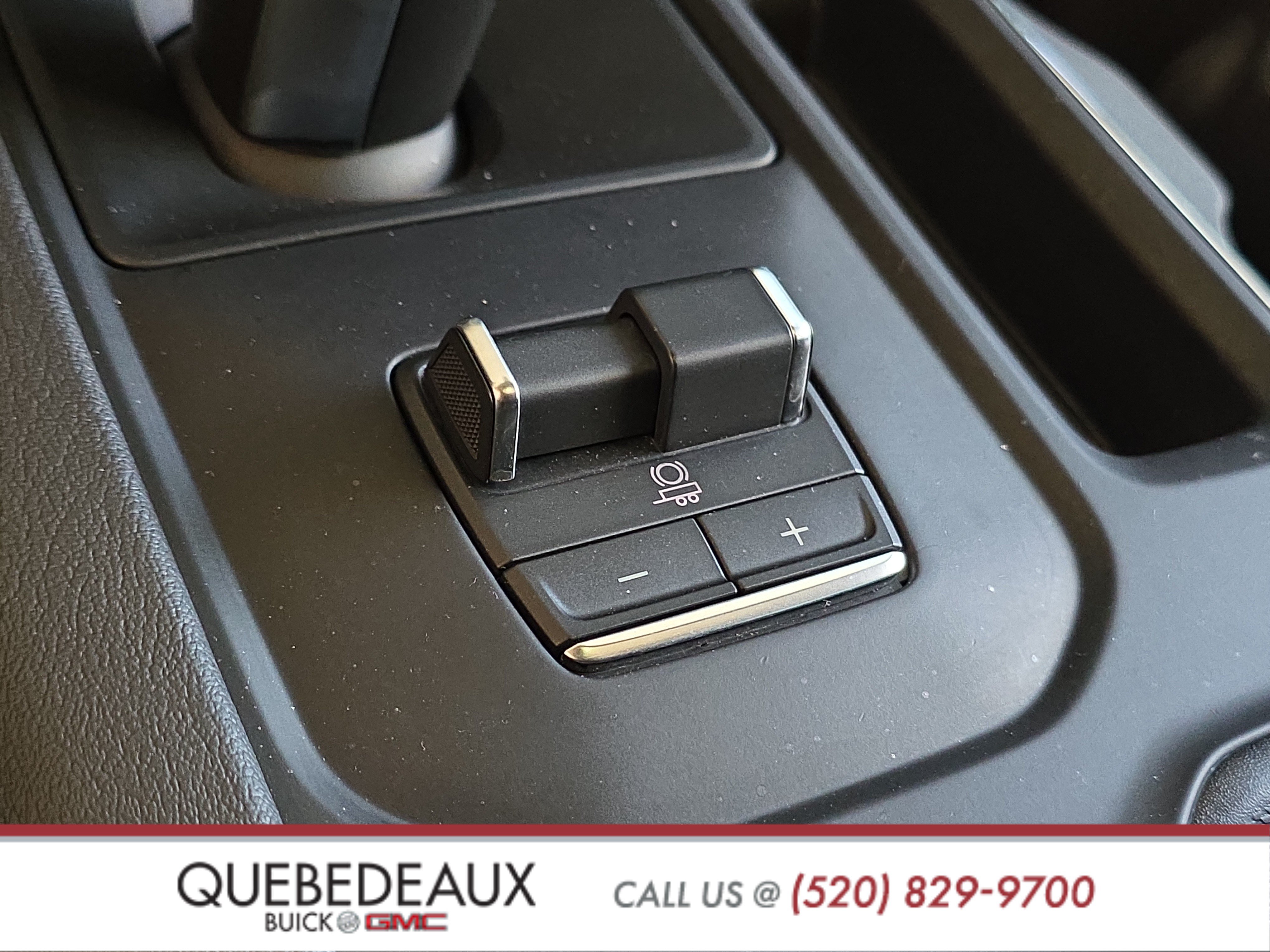 Used 2025 GMC Sierra 1500 Denali AWD/4WD image 24
