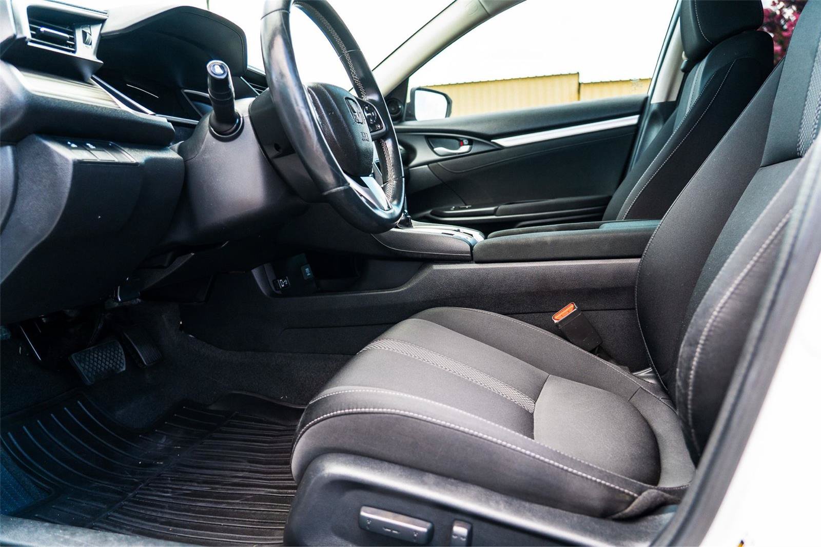 Used 2021 Honda Civic EX image 9