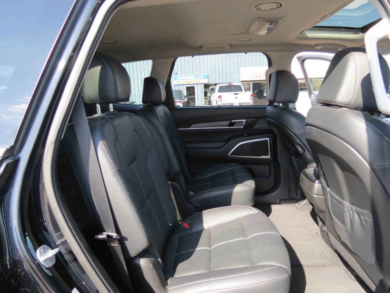 Used 2022 Kia Telluride EX w/ EX Premium Package image 30