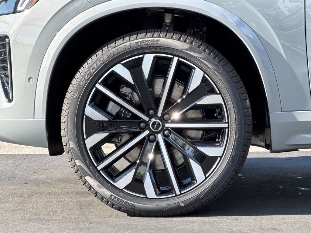 New 2026 Volvo XC90 T8 Ultra w/ Lounge Package AWD/4WD image 26