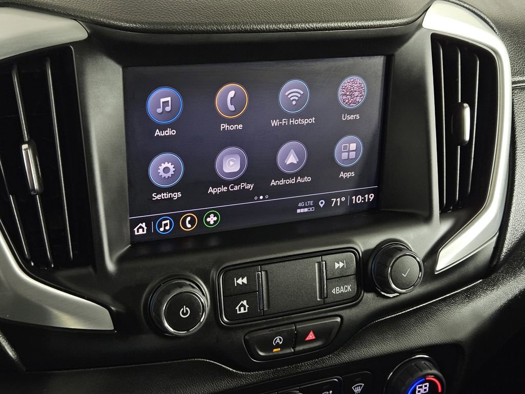 Used 2024 GMC Terrain SLT w/ Elevation Edition image 11