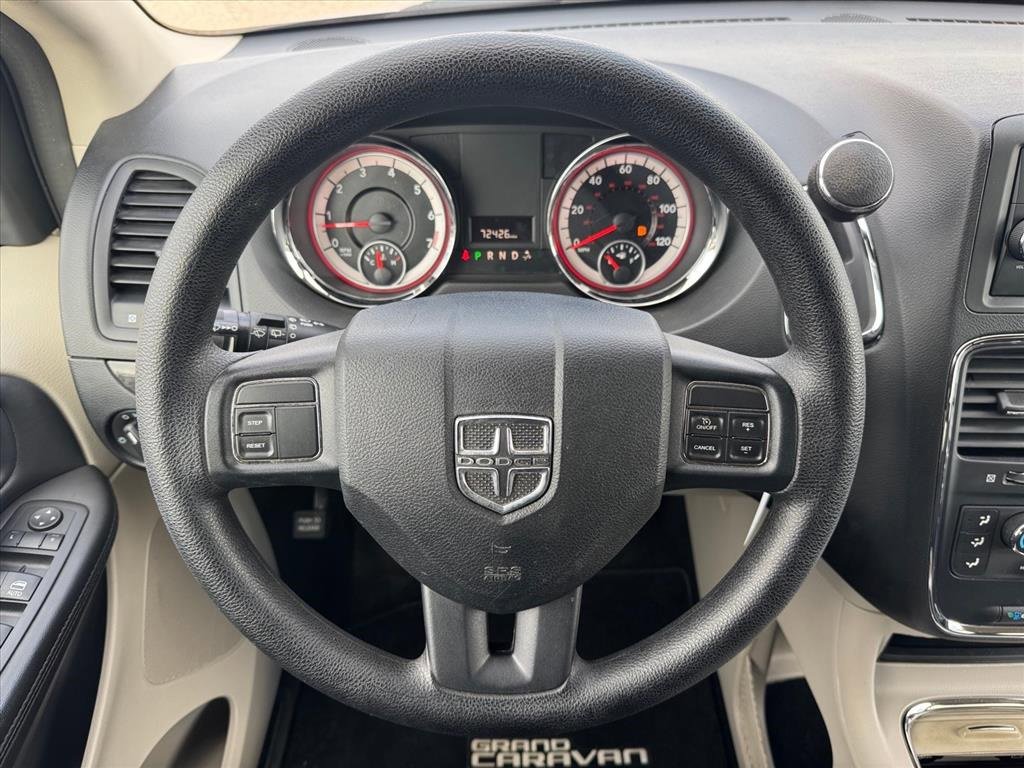 Used 2014 Dodge Grand Caravan SXT image 13