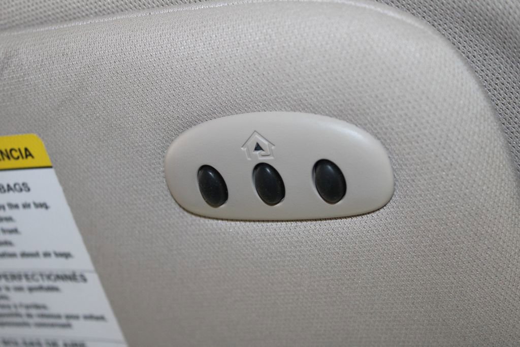 Used 2022 Lincoln Nautilus Reserve image 53