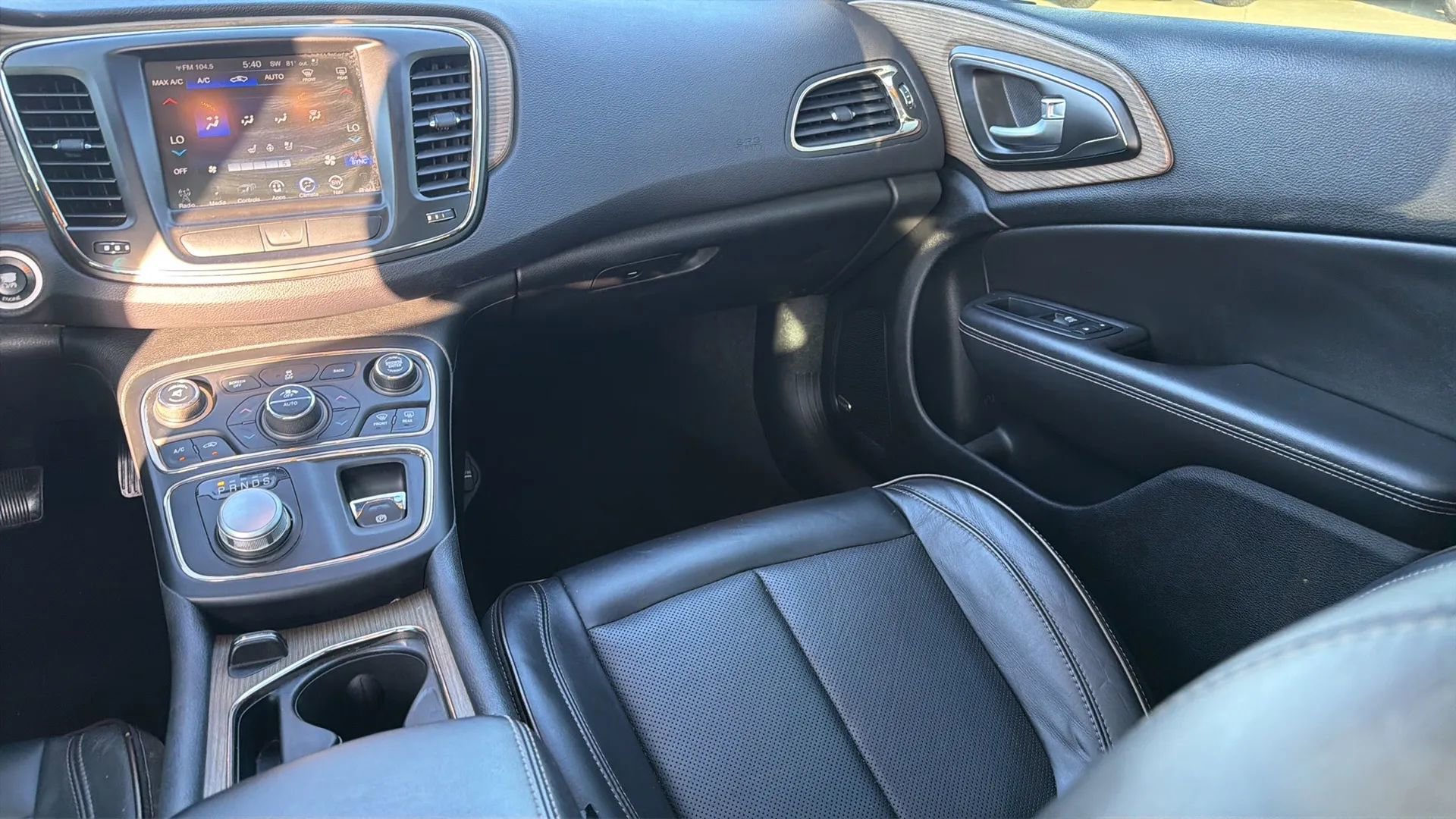 Used 2015 Chrysler 200 C w/ Navigation & Sound Group I image 66