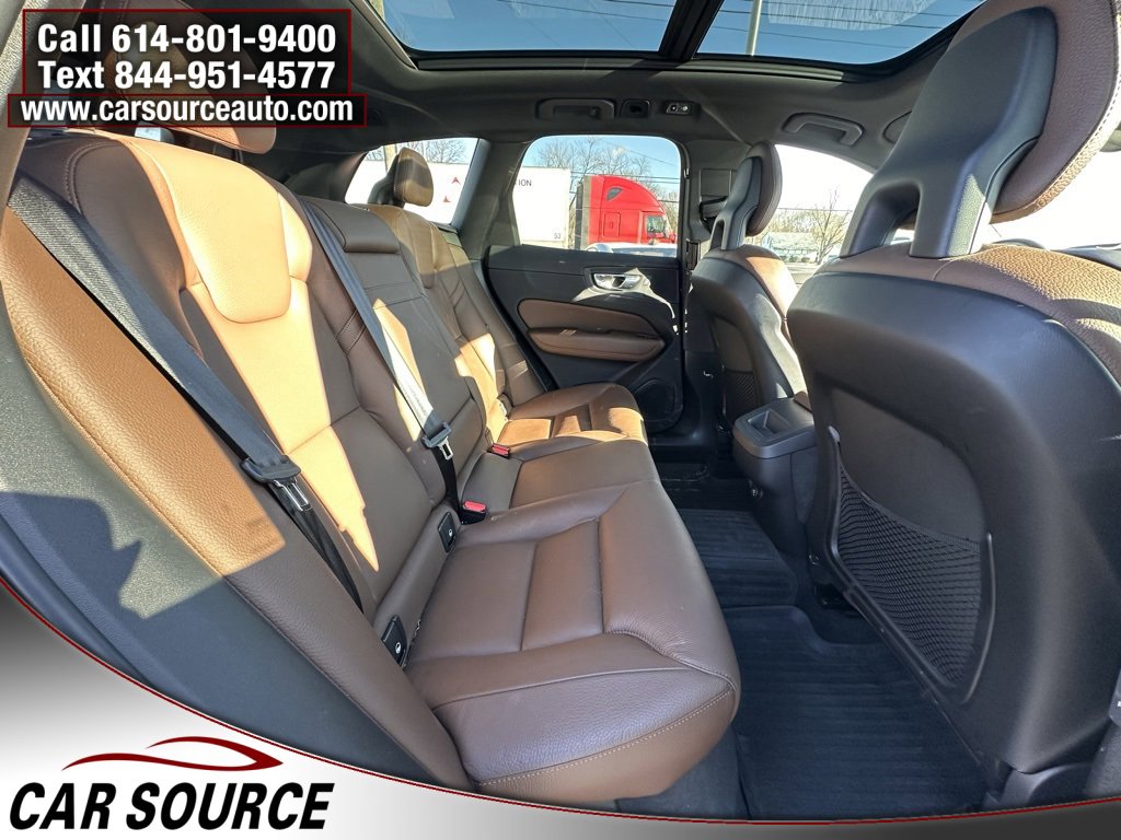 Used 2018 Volvo XC60 T6 Momentum w/ Advanced Package image 11