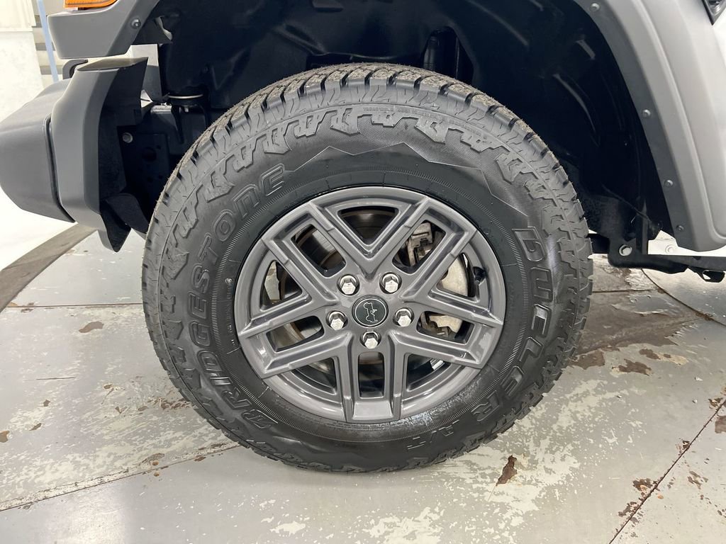 Used 2025 Jeep Wrangler Sport S image 26