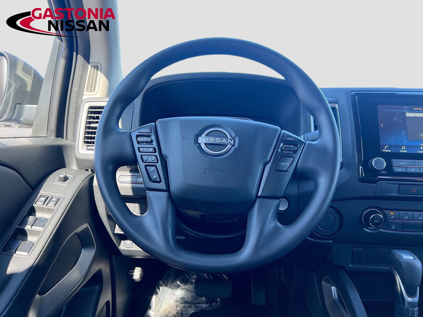 Used 2022 Nissan Frontier SV image 29