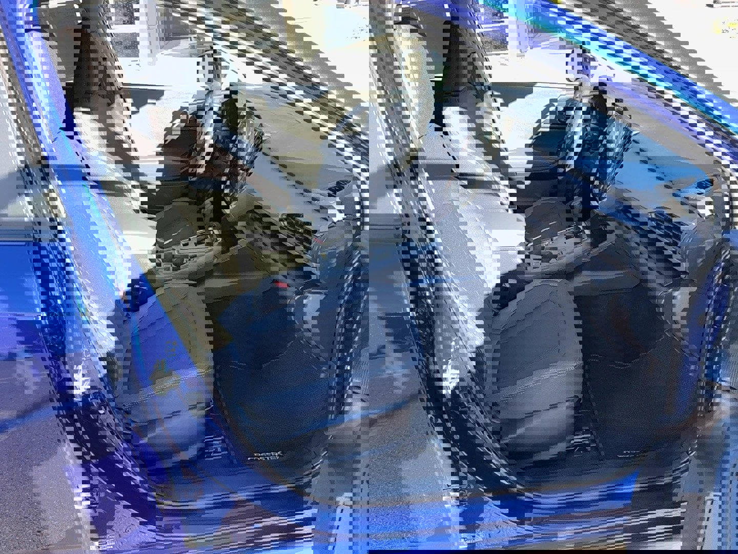 Certified 2025 Subaru Crosstrek 2.0i Premium w/ Convenience Package #2 image 17