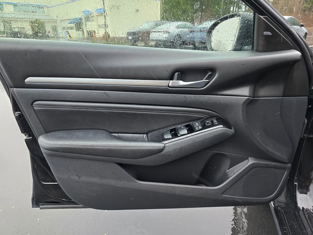 Used 2021 Nissan Altima 2.5 SV image 10