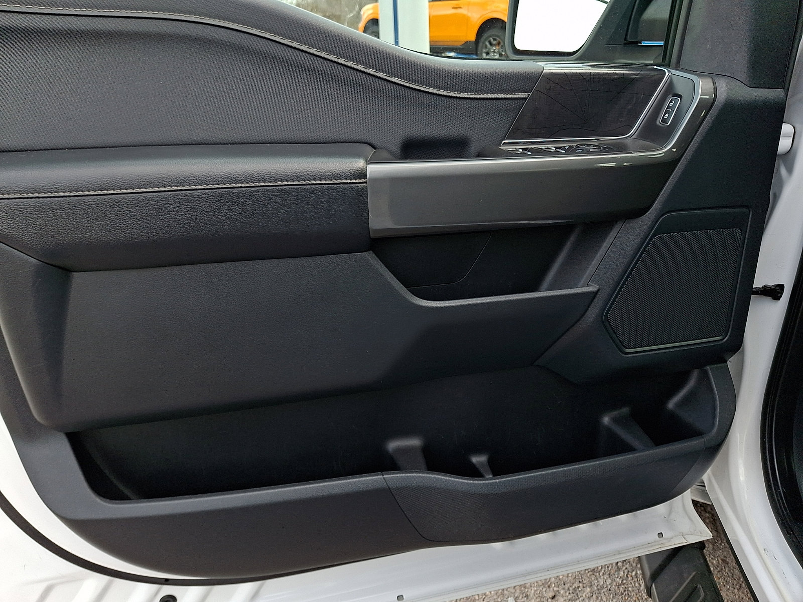 Certified 2022 Ford F150 XLT w/ Equipment Group 302A High image 12