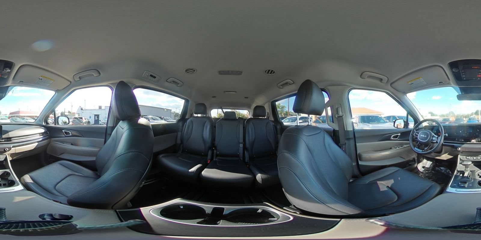Used 2026 Kia Carnival FWD image 39