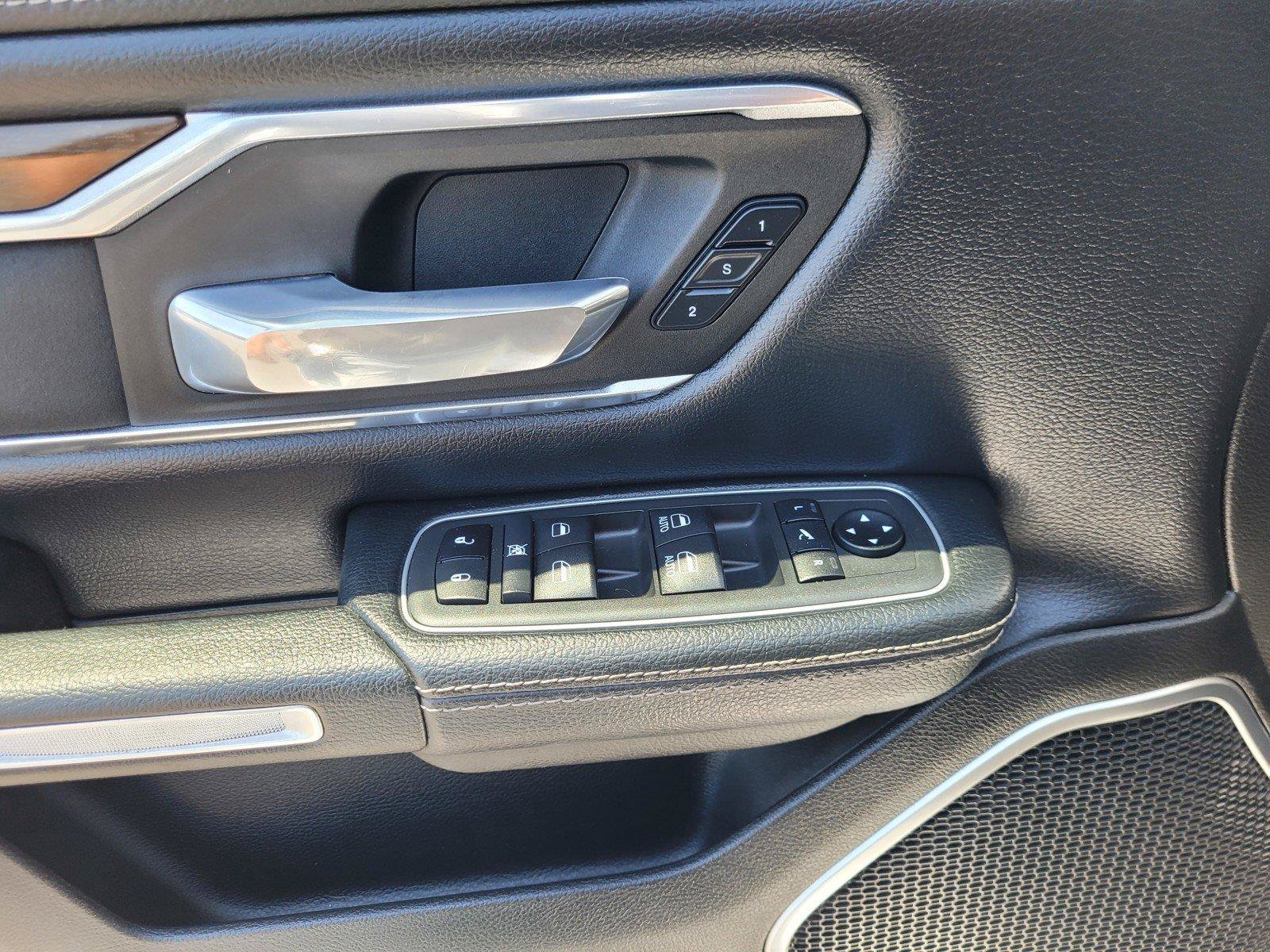 Used 2021 RAM 1500 Laramie AWD/4WD image 23