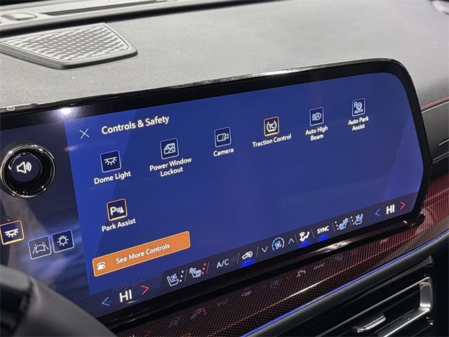 New 2026 Chevrolet Traverse RS w/ LPO, Floor Liner Package image 33