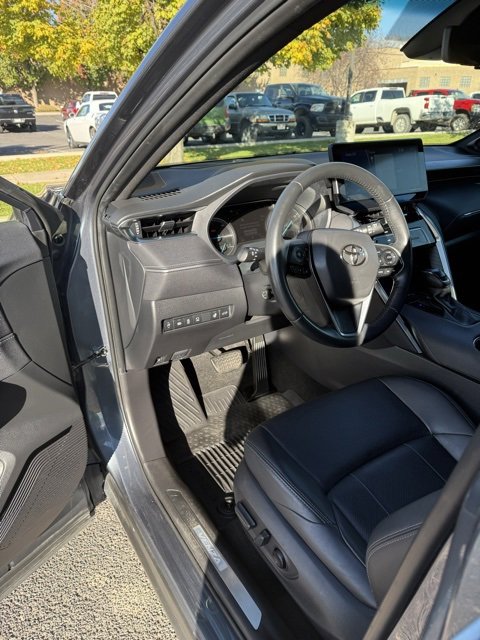 Certified 2021 Toyota Venza Limited image 14