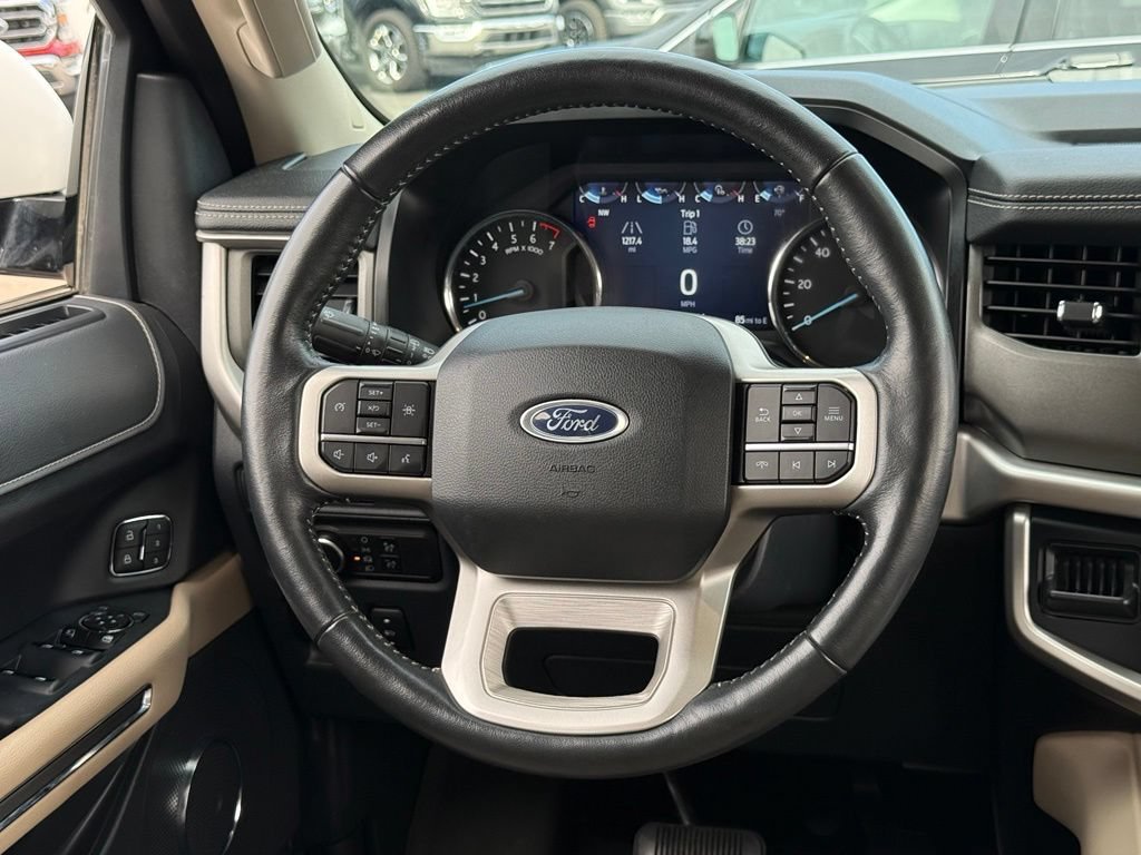 Certified 2023 Ford Expedition XLT AWD/4WD image 7