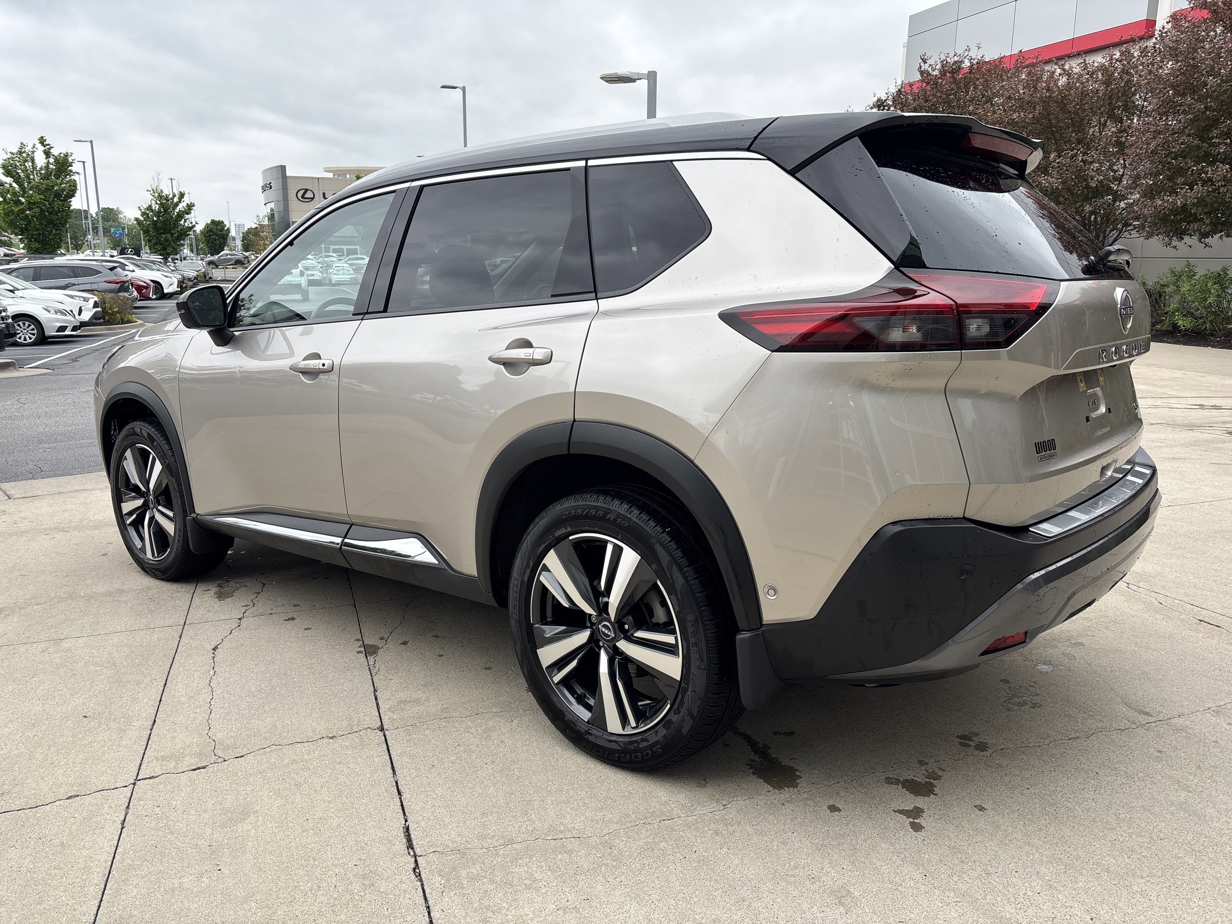 Used 2023 Nissan Rogue SL w/ SL Premium Package FWD image 7