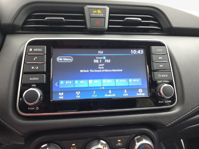 Used 2025 Nissan Versa S w/ Trunk Package FWD image 22