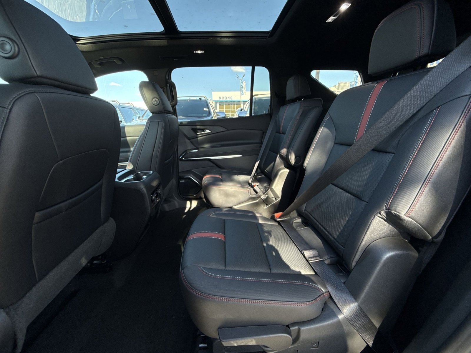 New 2026 Chevrolet Traverse RS image 25