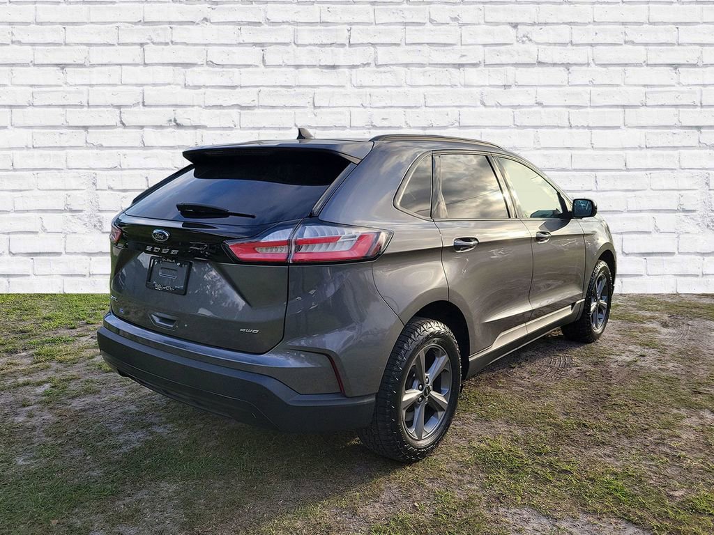 Used 2023 Ford Edge SEL w/ Sport Appearance Package image 2