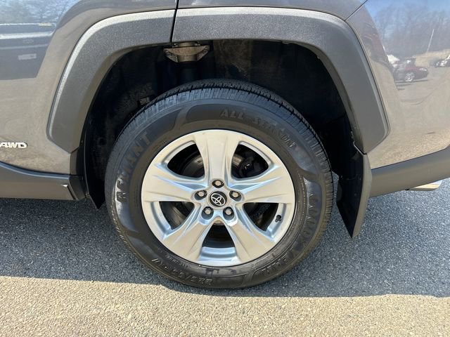 Used 2020 Toyota RAV4 XLE w/ Convenience Package AWD/4WD image 15