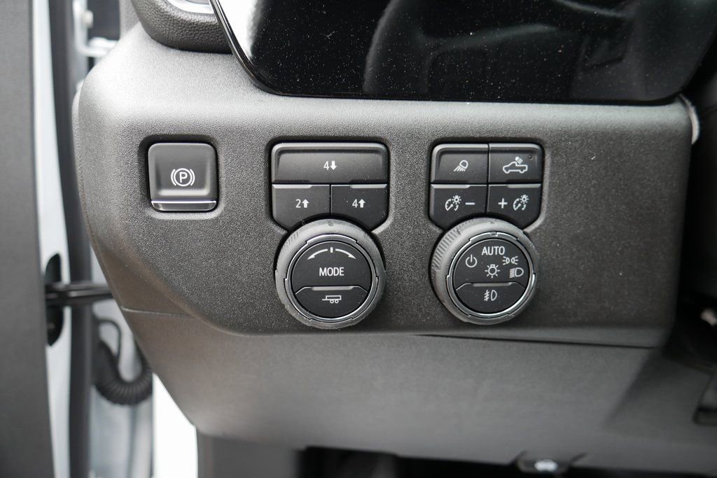 New 2025 Chevrolet Silverado 2500 LT image 11