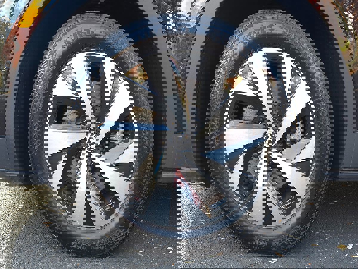 Used 2023 Volkswagen ID.4 Pro image 49