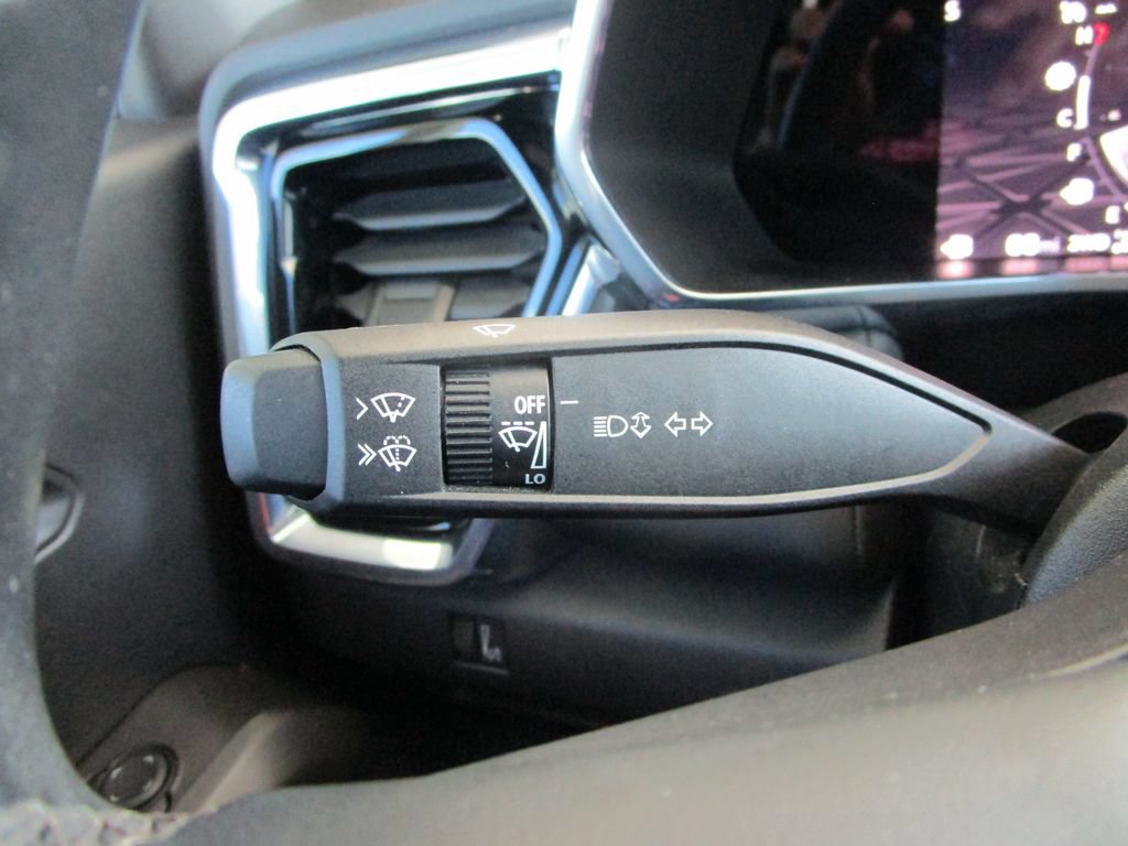Used 2023 GMC Canyon Elevation w/ Elevation Premium Package AWD/4WD image 38