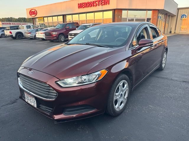 Used 2015 Ford Fusion SE FWD image 1