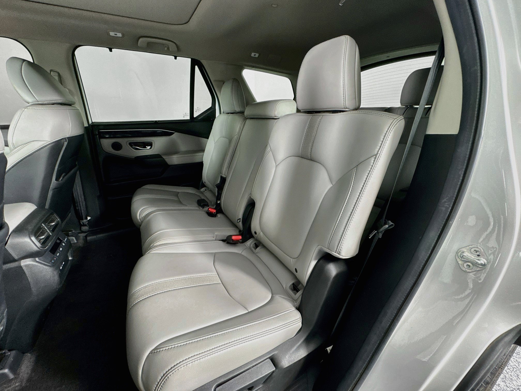 Certified 2024 Honda Pilot Touring image 26