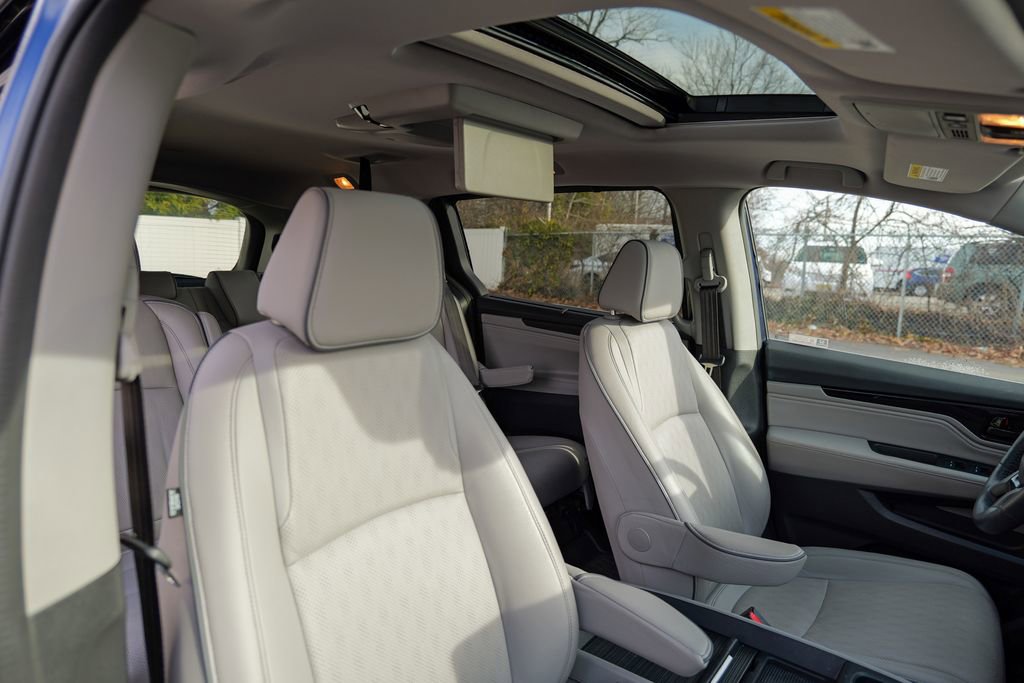 Used 2024 Honda Odyssey Elite image 41