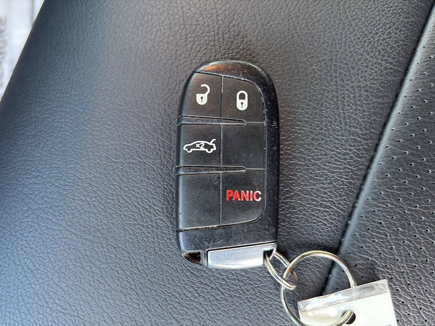 Used 2019 Dodge Challenger R/T w/ Cold Weather Group RWD image 28