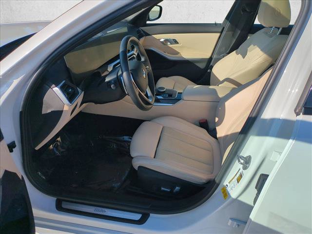 Certified 2023 BMW 330i Sedan w/ Convenience Package RWD image 17