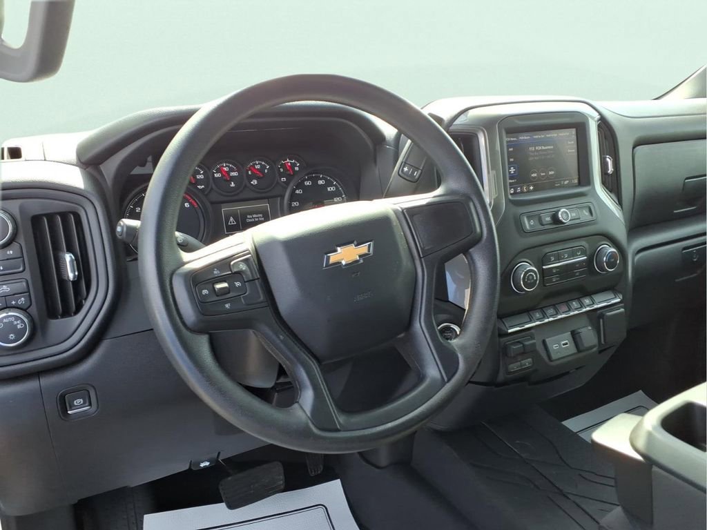 Used 2024 Chevrolet Silverado 2500 Custom w/ Custom Convenience Package image 11