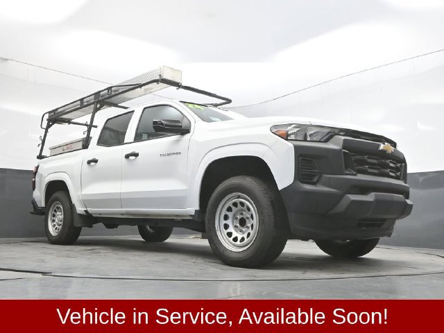 Used 2024 Chevrolet Colorado W/T w/ Safety Package RWD image 32