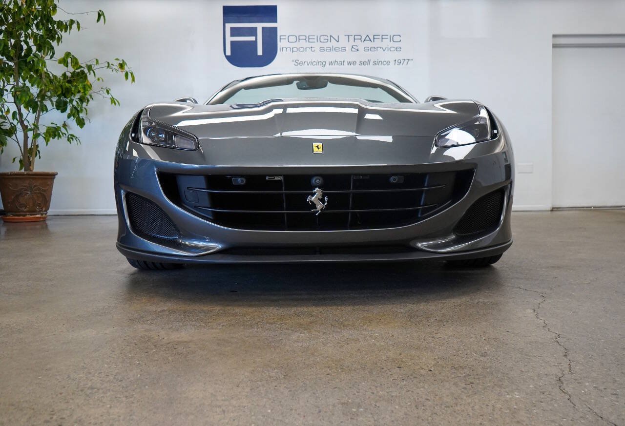 Used 2019 Ferrari Portofino RWD image 43