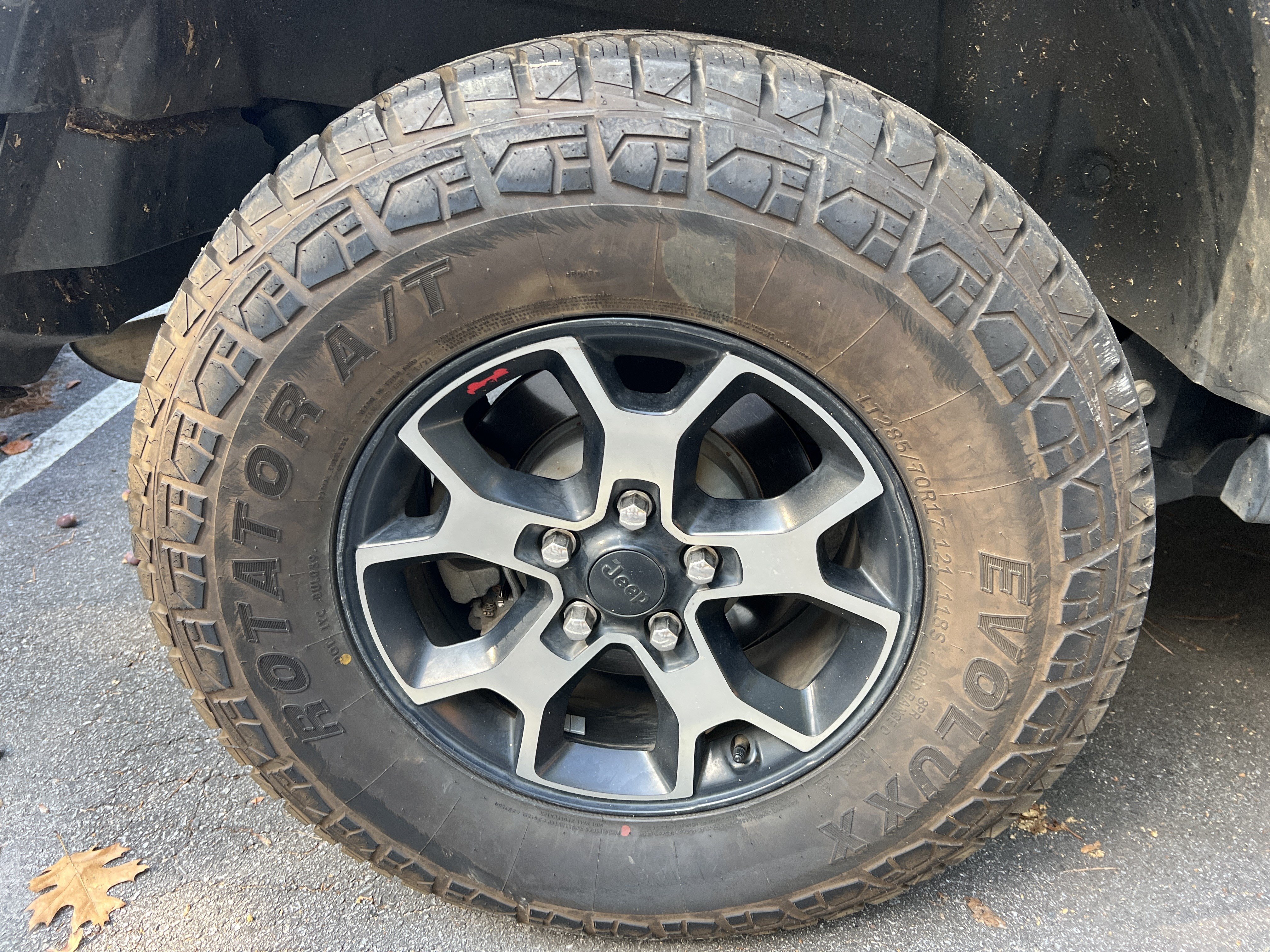 Used 2019 Jeep Wrangler Unlimited Rubicon w/ Cold Weather Group AWD/4WD image 10