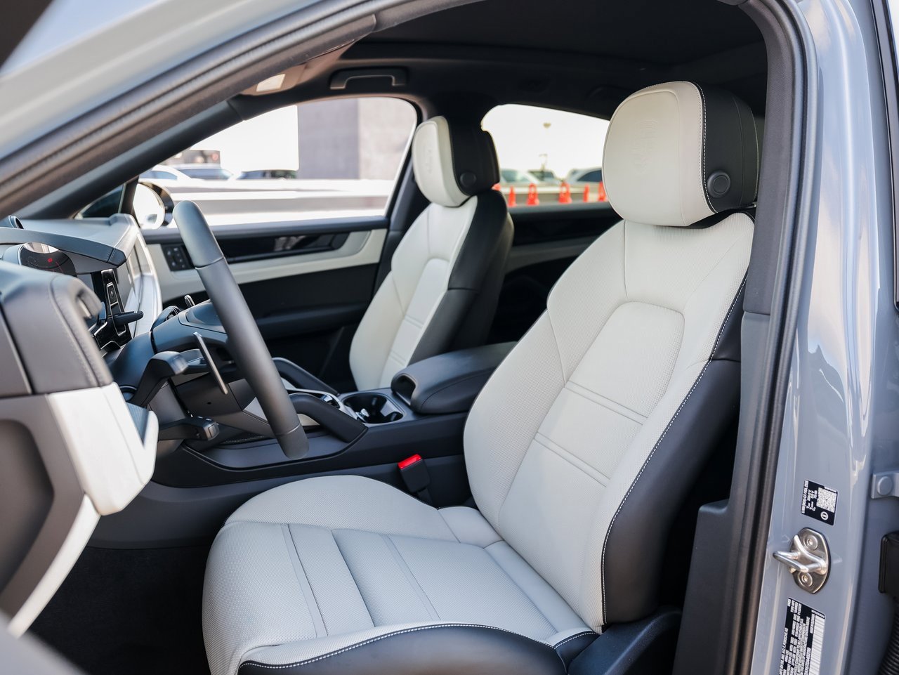 New 2026 Porsche Cayenne E-Hybrid Coupe image 5